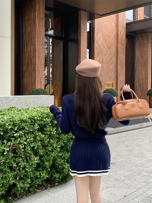 制服デザインニットセットアップ